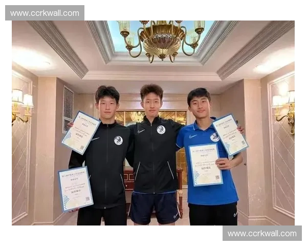 体育记者深入赛场幕后揭秘运动员备战与竞技精神全景报道 体育记者深入赛场幕后揭秘运动员备战与竞技精神全景报道